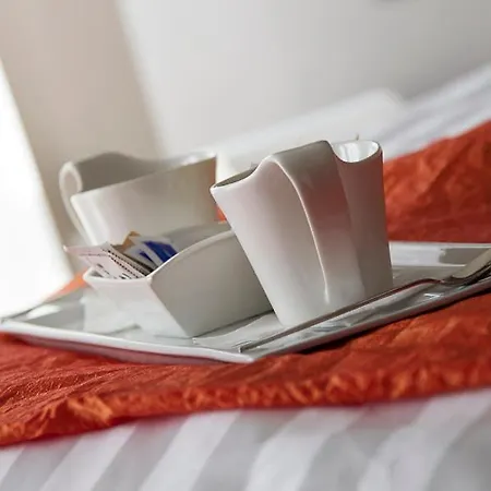 Bed and breakfast Zara Rooms&suites 3*