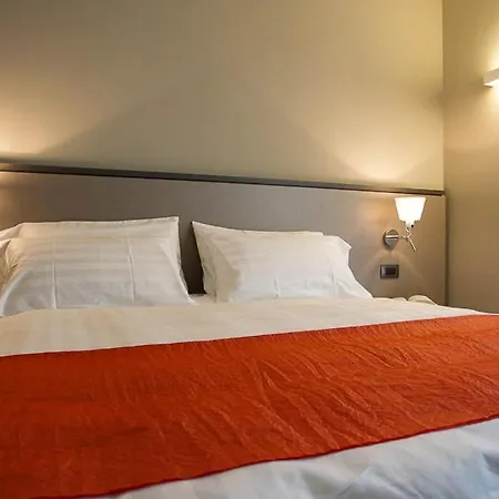 Zara Rooms&suites 3*