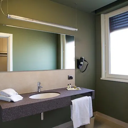 Zara Rooms&suites 3* Suzzara