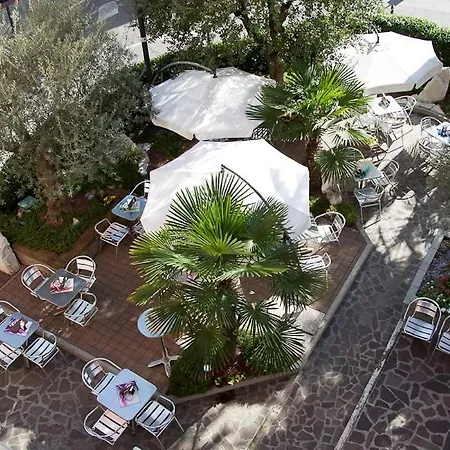 Zara Rooms&suites 3* Suzzara