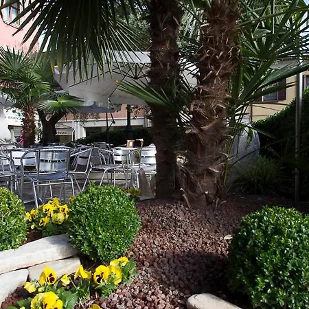 Bed and breakfast Zara Rooms&suites