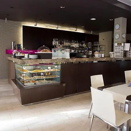 Zara Rooms&suites 3*