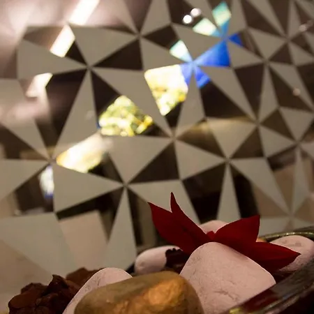 Bed and breakfast Zara Rooms&suites 3*