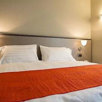 Zara Rooms&suites Bed and breakfast 3*