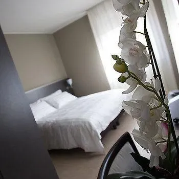 Zara Rooms&suites Bed and breakfast