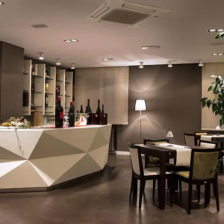 Bed and breakfast Zara Rooms&suites 3*