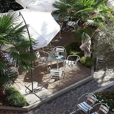 Zara Rooms&suites Bed and breakfast Suzzara